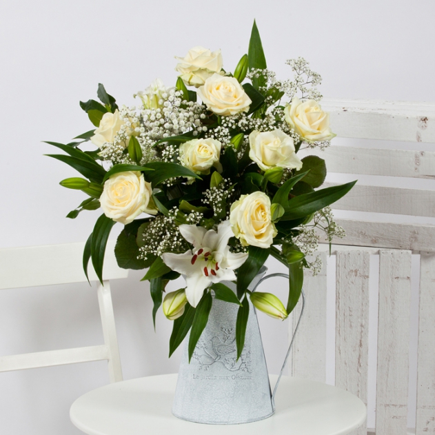 Rose & Liliy Flower Bouquet (White) image